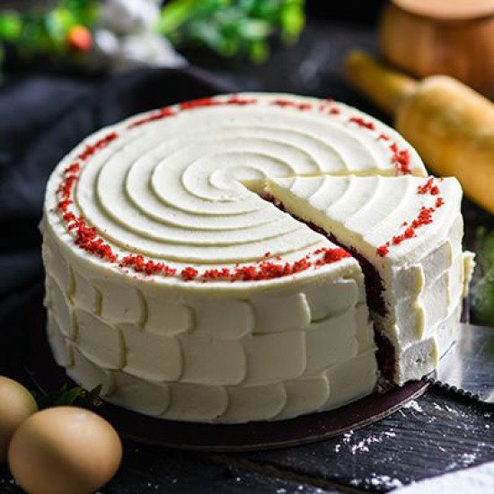 2.5 lbs Red Velvet Cake from Delizia